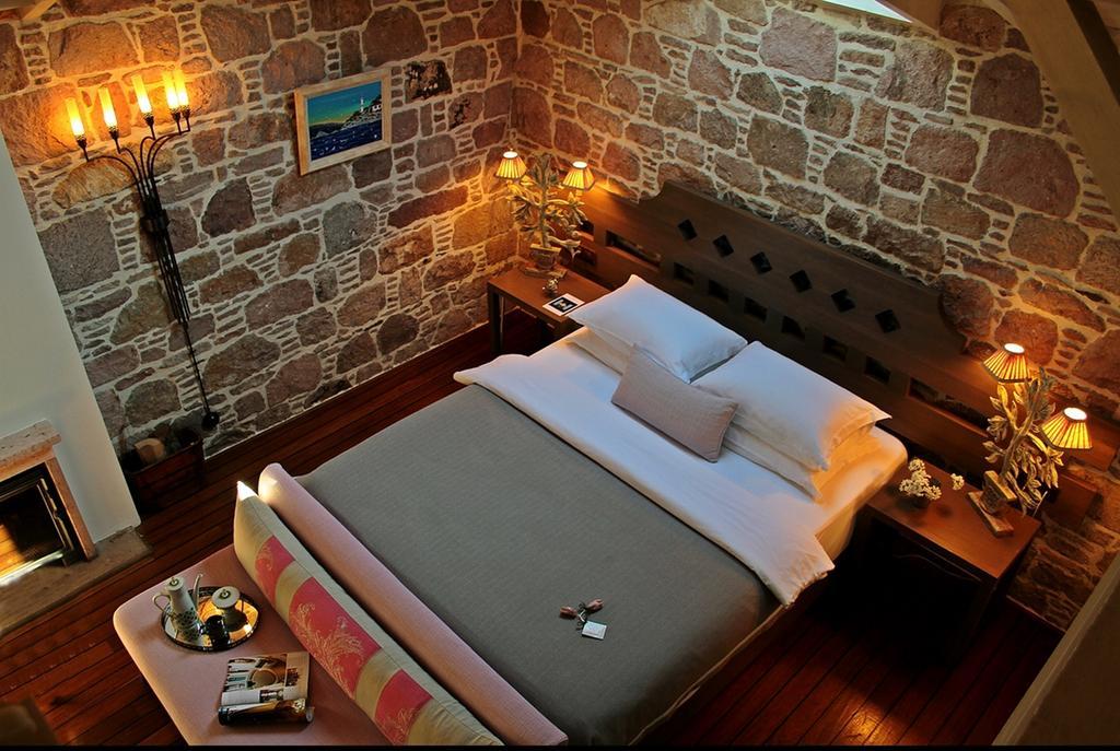 Cunda Lena Otel Ayvalı Cameră foto