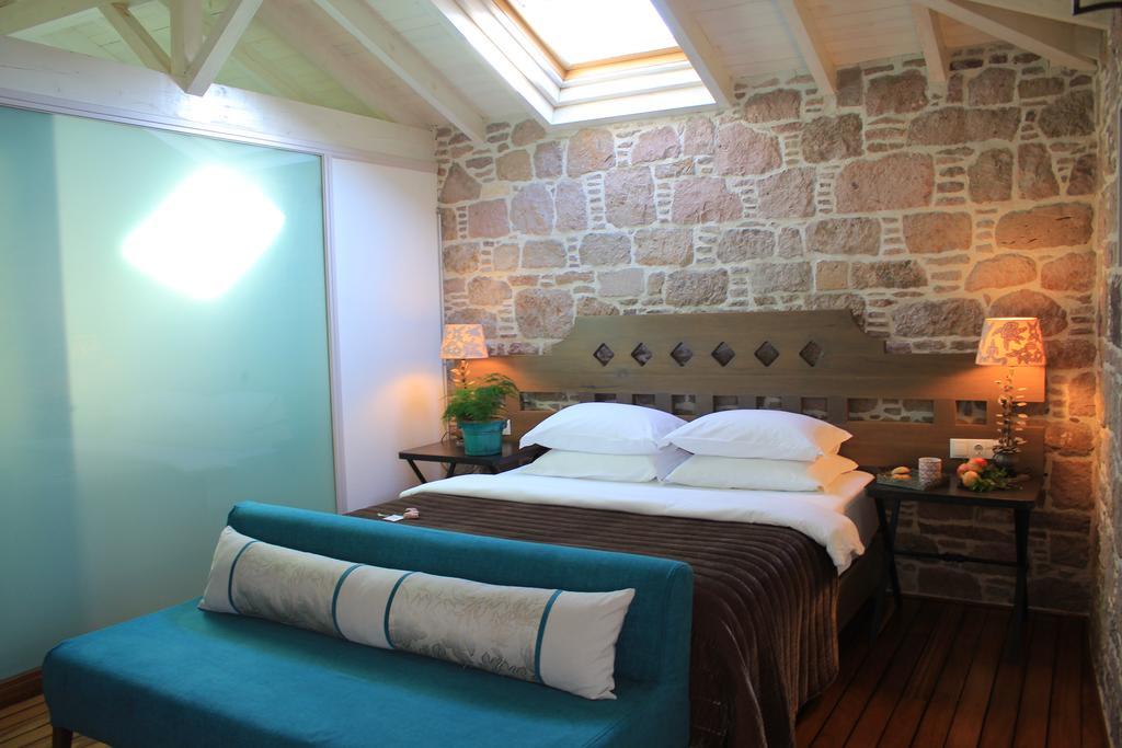 Cunda Lena Otel Ayvalı Exterior foto